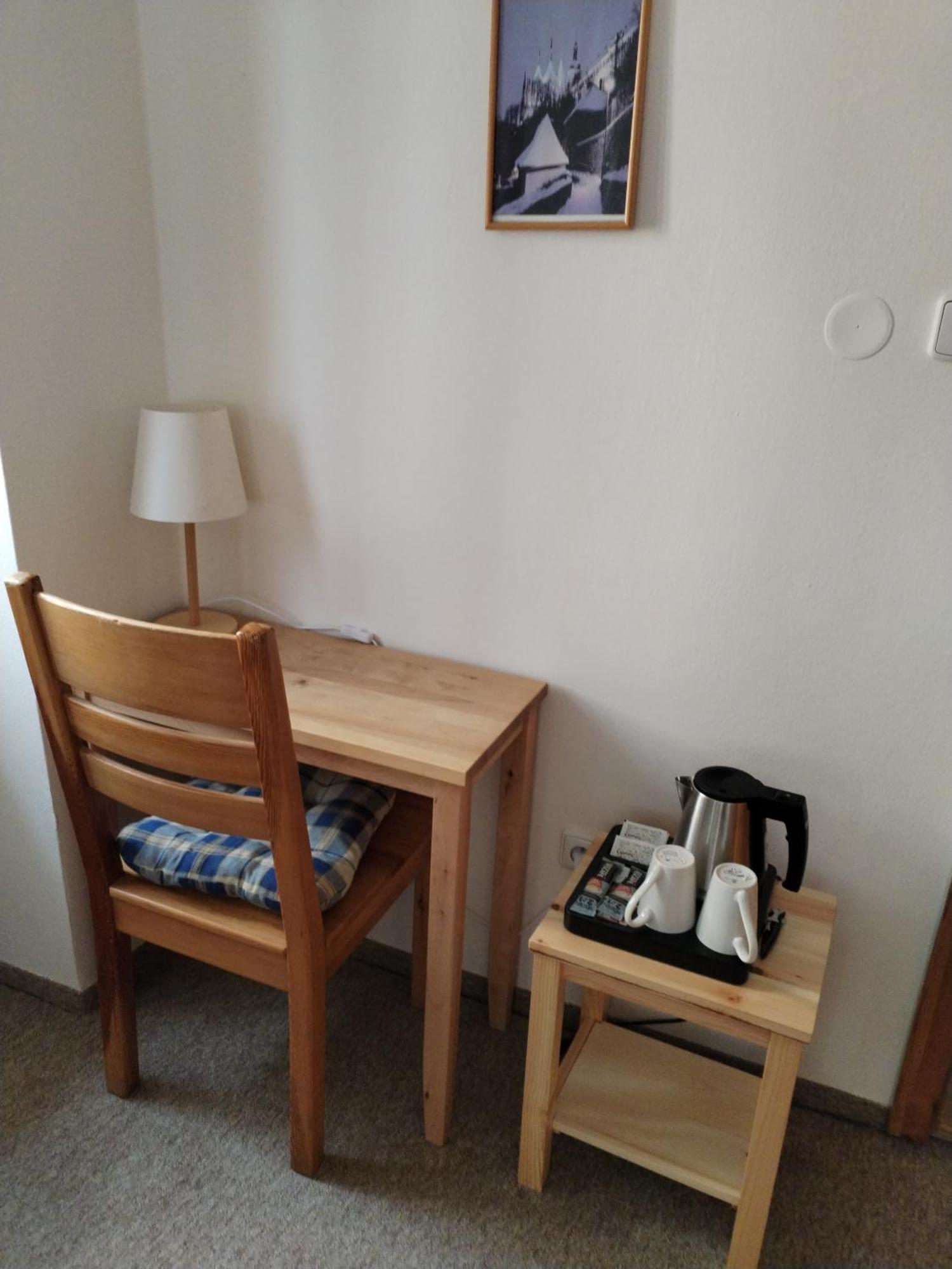 קונטה הורה Hotel U Zvonu מראה חיצוני תמונה